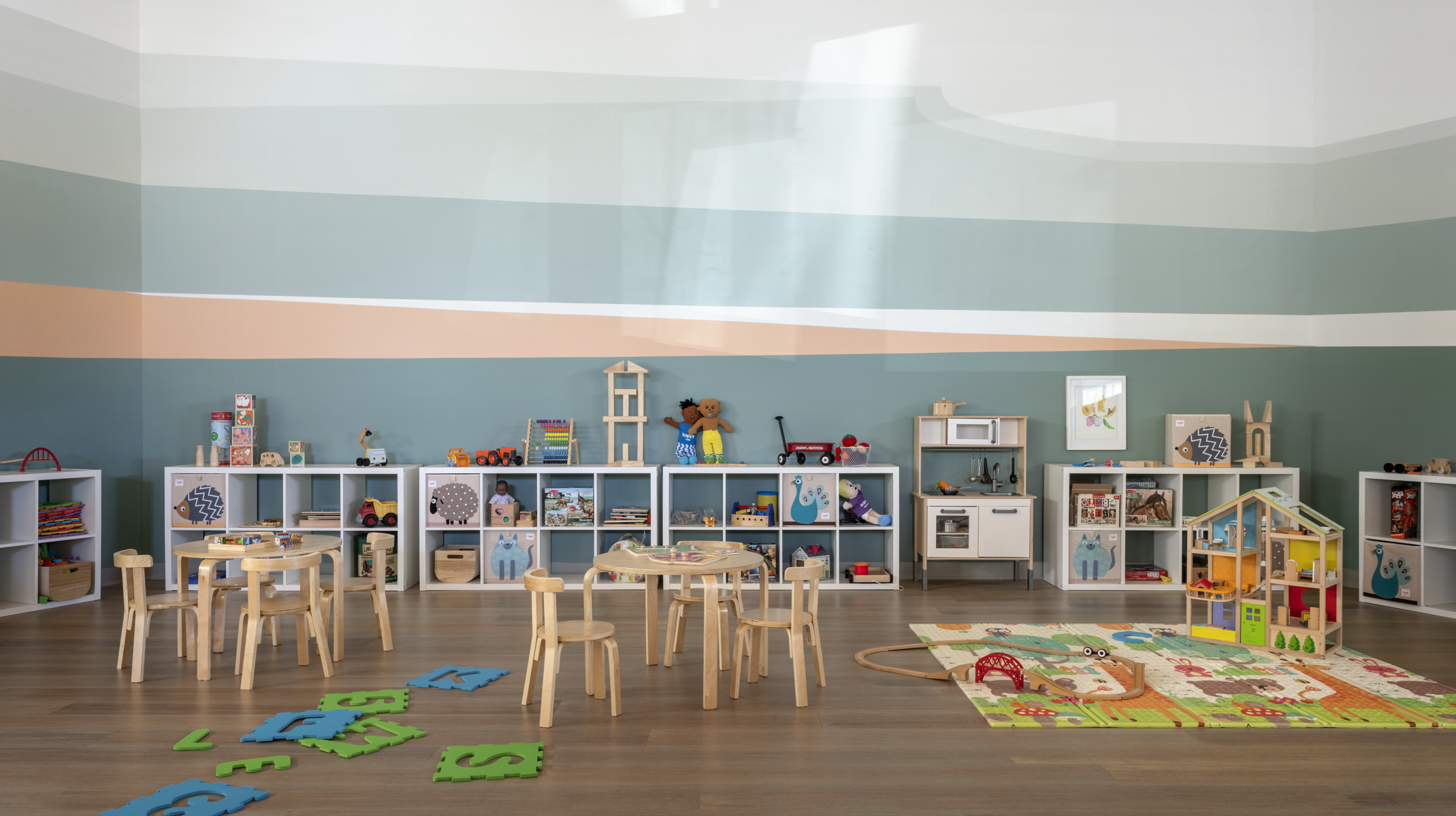 Path Home shelter play room