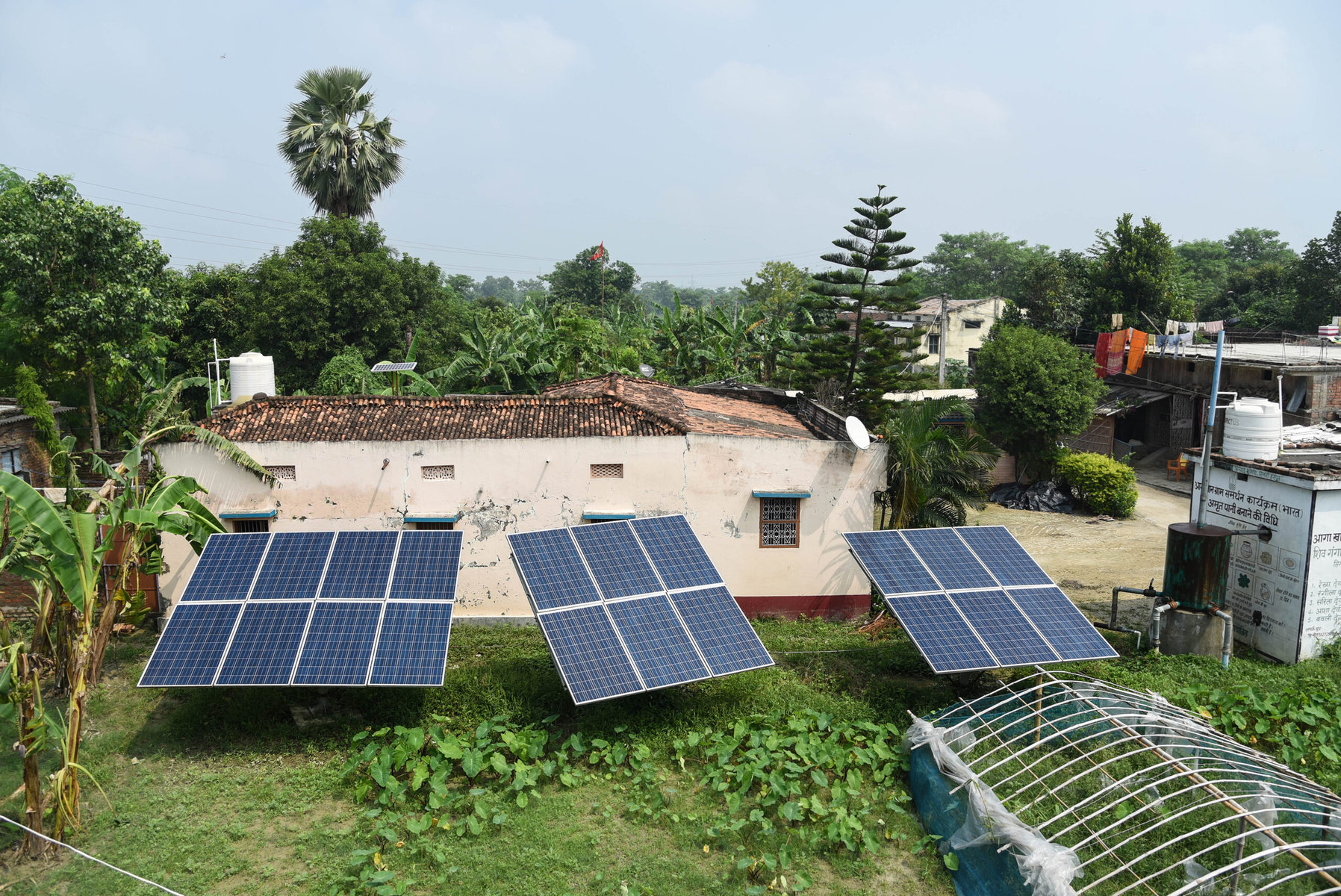 Solar panels installed by Shiv Ganga Samuha Sichai Samity self-help group (SHG) in Harpur village under Bandra block in Muzaffarpur district.