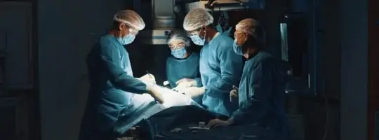 Doctors in Lviv, Ukraine perform surgery