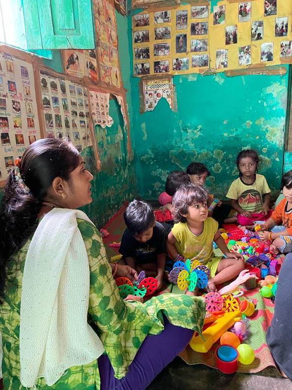 A group of children at a Sangini childcare center in India.