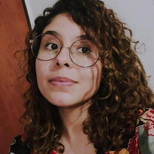 Mariel Lozada's Slack avatar.