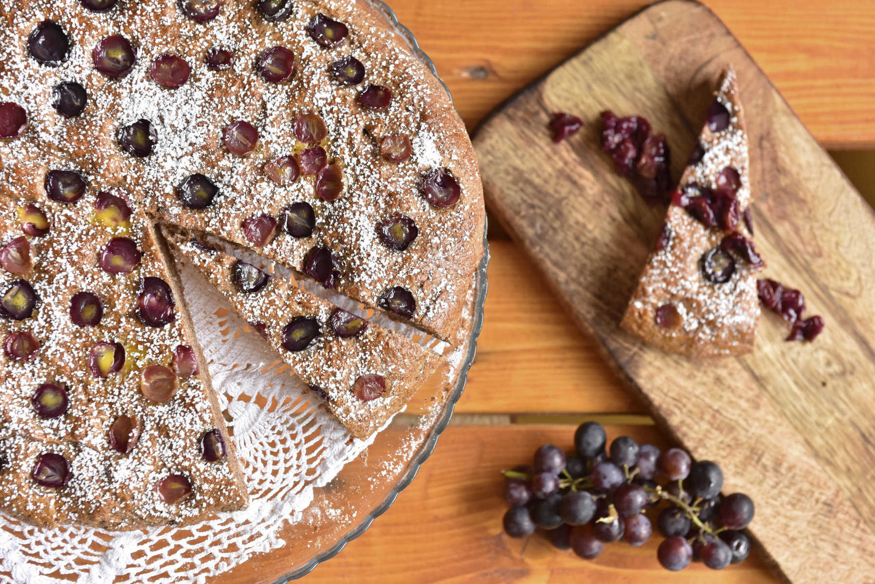 A grape pie baked by students.