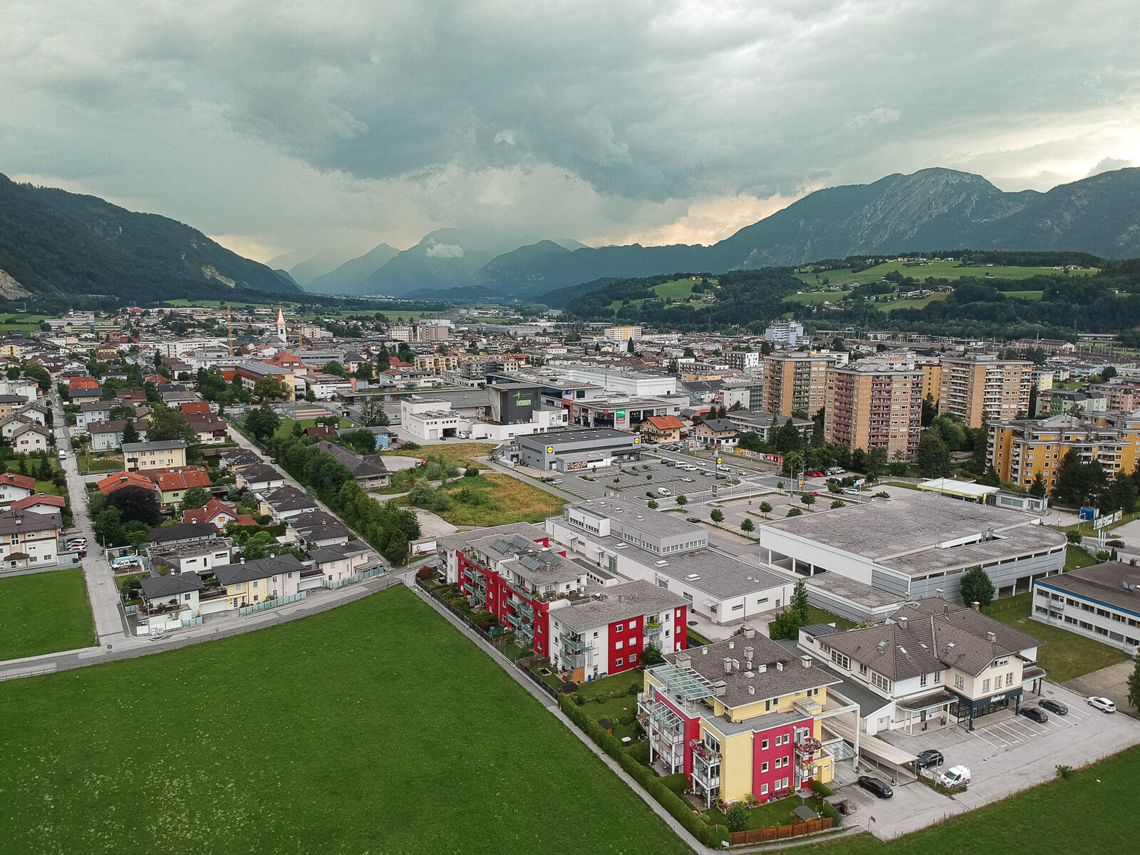 A view of the Austrian city of Wörgl with mountains beyond.